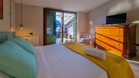 TV and multimedia, Bedroom