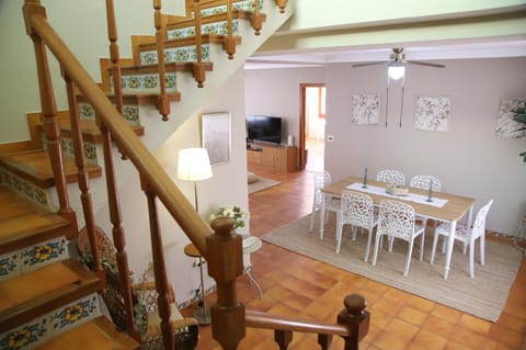 MD Chalet con piscina Mareny Beach House in Ribera Baixa