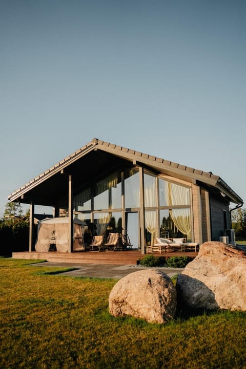 Property building, Natural landscape
