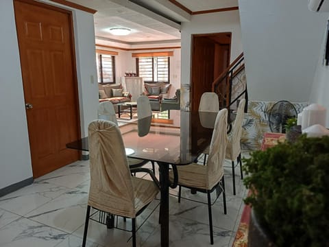 Living room, Decorative detail, Decorative detail, Seating area, Dining area, Breakfast, Dinner, Dinner