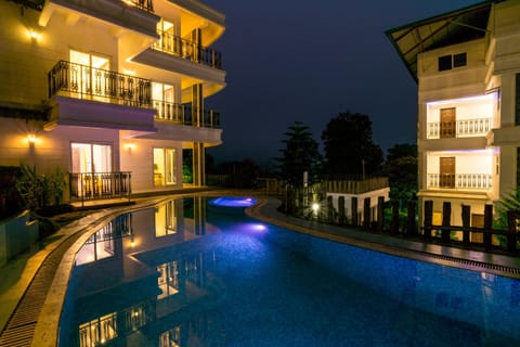 Night, Swimming pool
