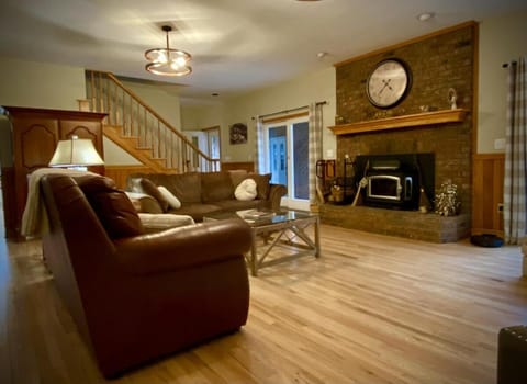 Hilltop Haven House in Fairview