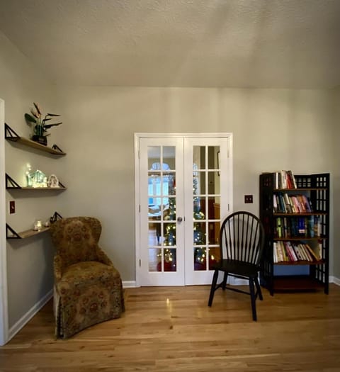 Hilltop Haven House in Fairview