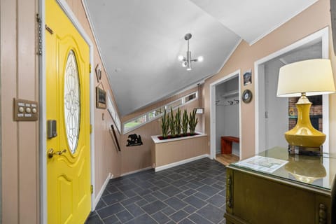 Cosby Mountain Lodge House in Cosby