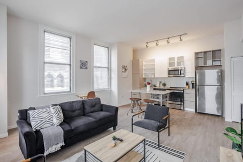 CozySuites at Sky Central Apartment in Cincinnati