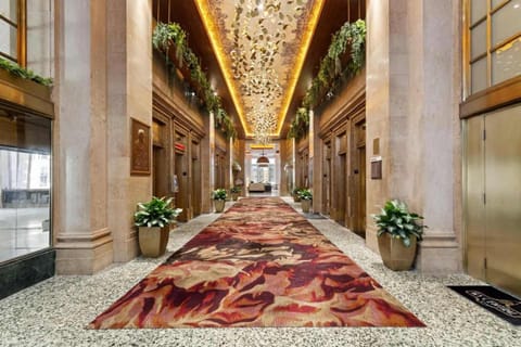 CozySuites at Sky Central Apartment in Cincinnati