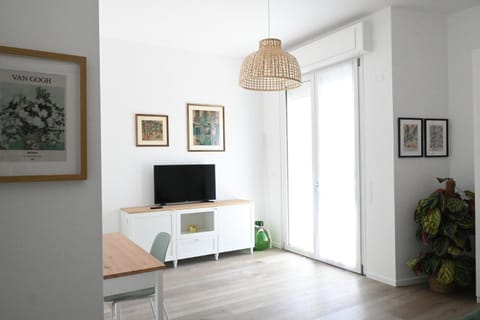 SE163 - Senigallia, nuovo bilocale con balcone in centro Apartment in Senigallia