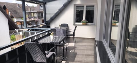 Balcony/Terrace, Seating area, Dining area