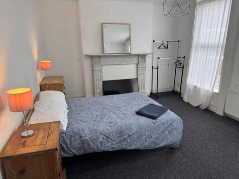 Lovely Central Belfast 4 Bedroom Period Home House in Belfast