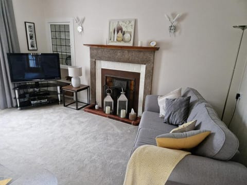 Spacious cosy welcoming cottage House in Ballater