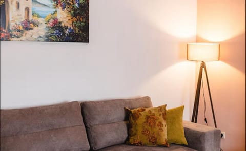 Kalamata seaside garden home Apartment in Messenia