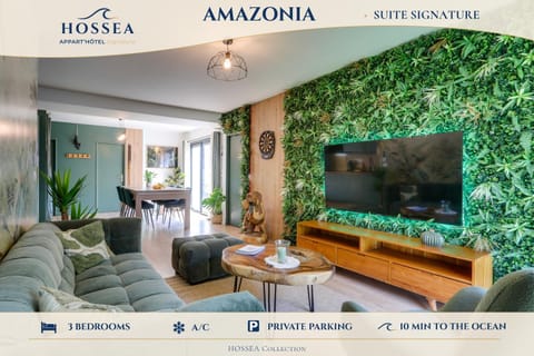 Communal lounge/ TV room, TV and multimedia, Living room, Photo of the whole room, Seating area, Evening entertainment