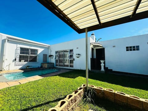 Garden view, Pool view, Swimming pool