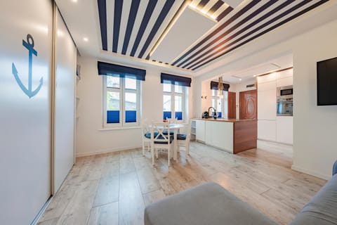 Hello Apartments Nadmorski 300 m do plaży z parkingiem Apartment in Gdansk