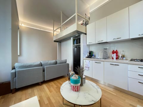 Kitchen or kitchenette, Living room, Seating area, Dining area, dishwasher, minibar, pet friendly, stove