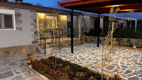 Garden, Balcony/Terrace