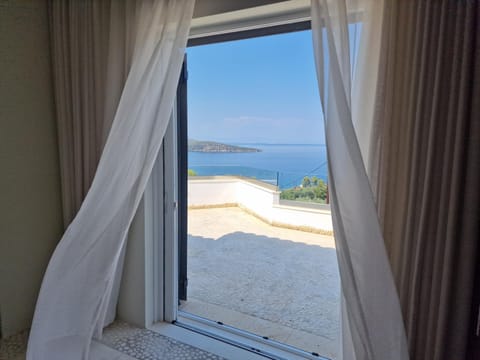 View (from property/room), Balcony/Terrace, Sea view, Swimming pool