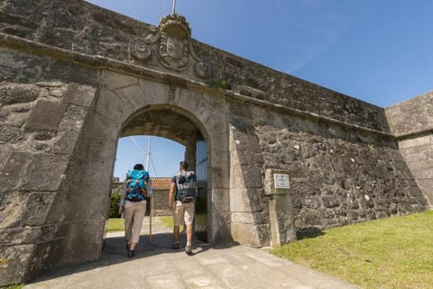 Nearby landmark, People, Landmark view, group of guests