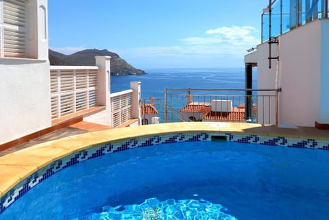 Sea view, Swimming pool