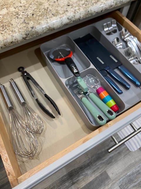 HubCityJewel House in Compton