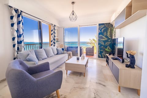 Natural landscape, Living room, Sea view