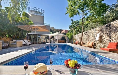 Property building, Pool view, Swimming pool