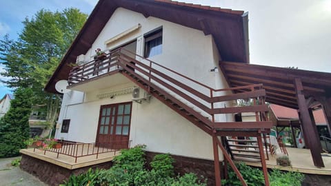 Property building, Summer