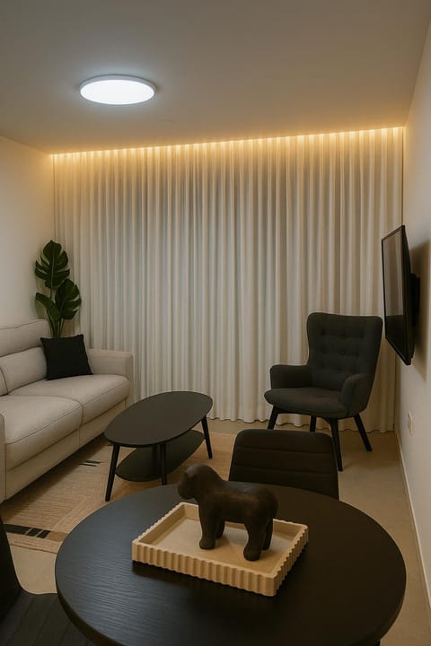 TV and multimedia, Living room, Seating area