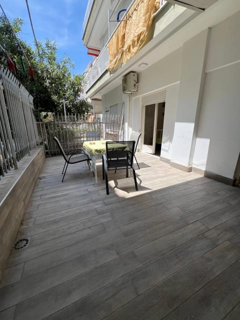 Todevski Apartment House in Halkidiki