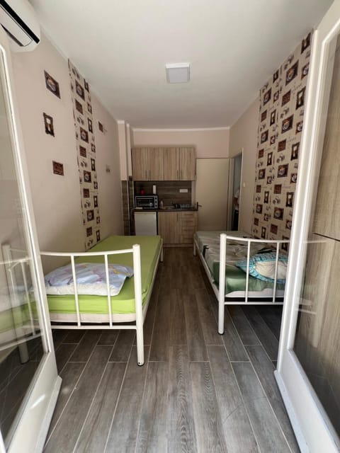 Todevski Apartment House in Halkidiki