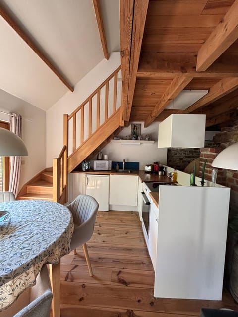 Bakhuisje Peer House in Peer