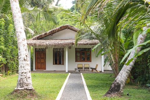 Property building, Day, Garden, Garden view