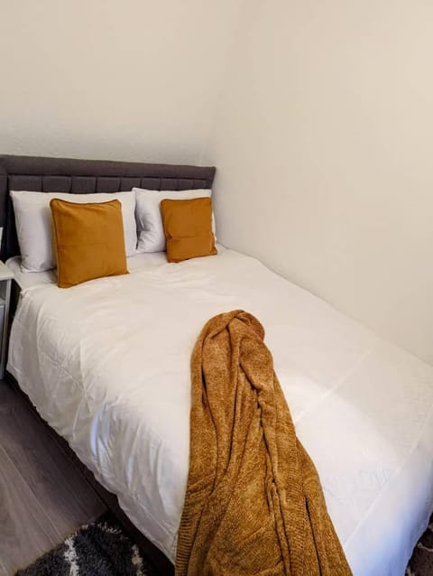 2 Bedroom Flat in Edinburgh City Apartment in Edinburgh