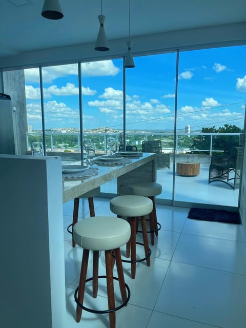 Kitchen or kitchenette, City view