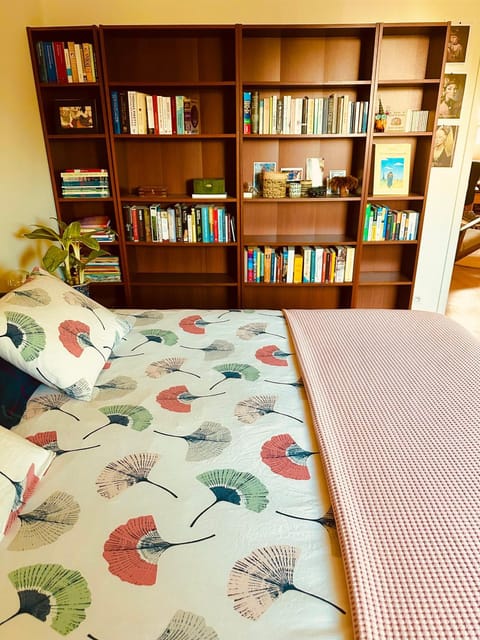 Bed, Library, Bedroom