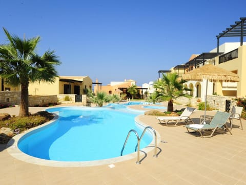 Pool view, Swimming pool, Swimming pool, sunbed