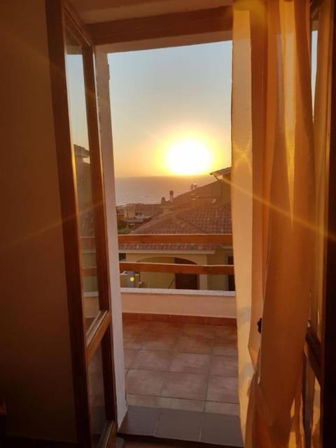 Natural landscape, View (from property/room), Balcony/Terrace, Sea view, Sunset