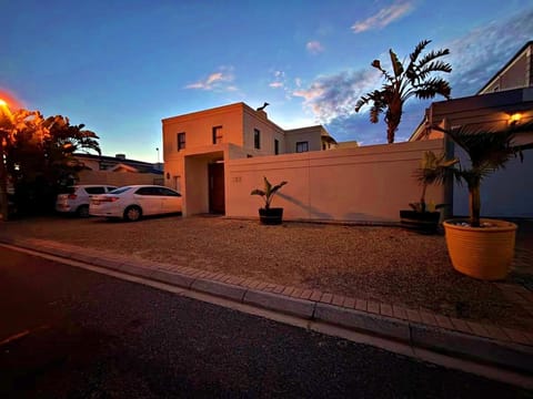 Property building, Facade/entrance, Street view, Street view, Parking