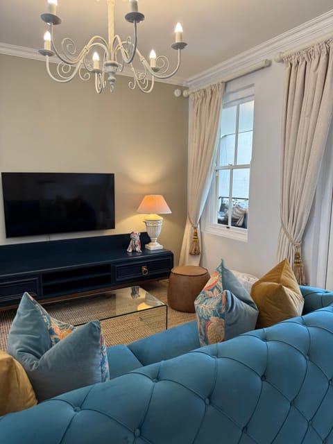 Franschoek Lermitage Villa 33 Three Bedroom Lake View Apartment in Franschhoek