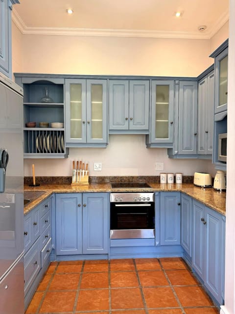 Franschoek Lermitage Villa Two Bedroom Lake View Apartment in Franschhoek