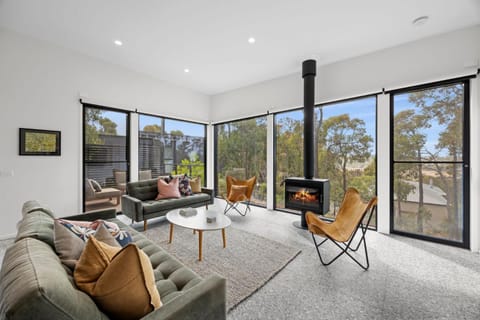 Belmare House in Aireys Inlet