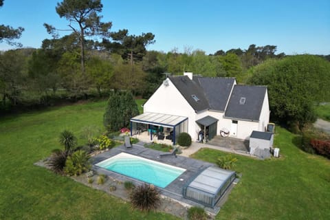 Villa avec piscine chauffée - En pleine nature House in Brittany