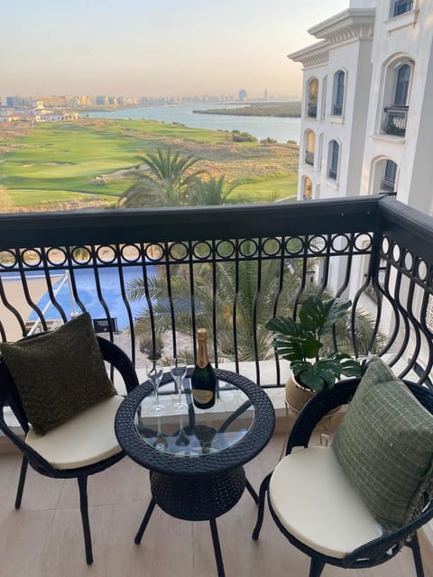 Patio, Day, Natural landscape, View (from property/room), Balcony/Terrace, Balcony/Terrace, Living room, Seating area, Dining area, Lake view, River view, Sea view