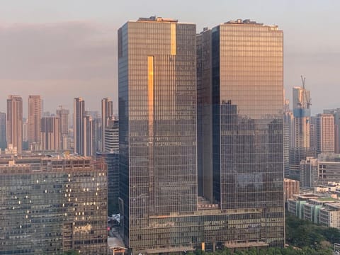 Property building, Day, City view