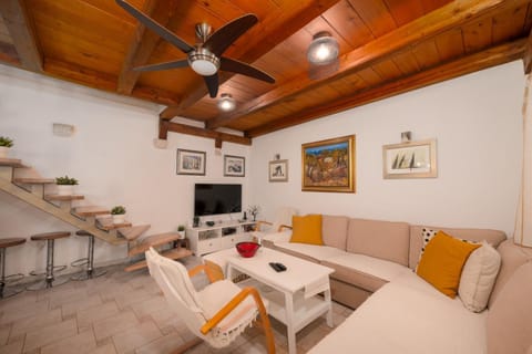 Traditional Dalmatian House Tina House in Šibenik-Knin County, Croatia