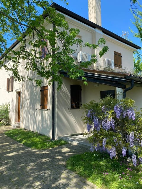Property building, Spring