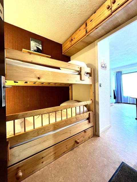 Au pied des pistes studio et jardin au soleil Apartment in Montgenèvre