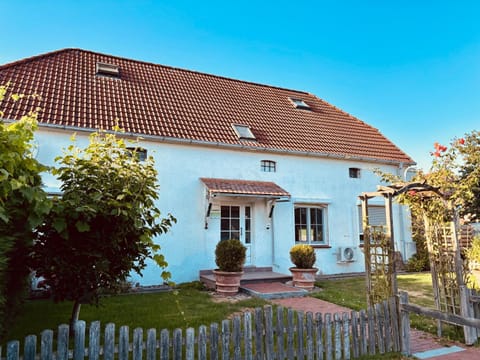 Ferienwohnungen in Hollern-Twielenfleth Apartment in Stade