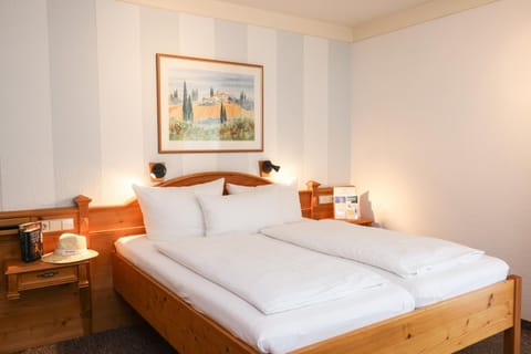 Hotel Kellhof - Bed & Breakfast Hotel in Gaienhofen