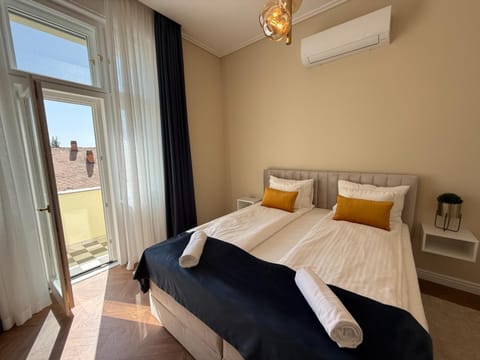 Downtown Superior Bestern Apartment in Szeged